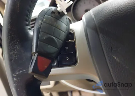 2012 Volkswagen Routan Se z USA, uszkodzony, nr VIN 2C4RVABG6CR393652